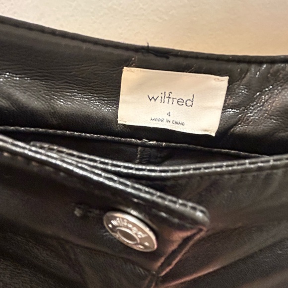 Aritzia Wilfred the Melina Pant Vegan Leather size 4 short length, never worn - Picture 11 of 11